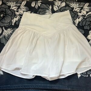 Brand New XS White Crossover Aerie Shorts
